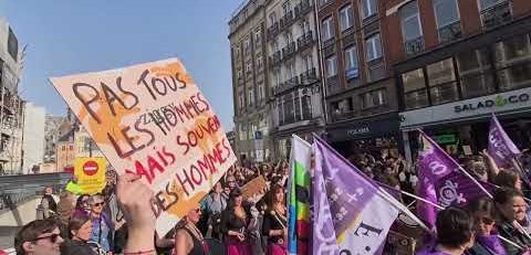 Droits des femmes: une mobilisation record à Lille !